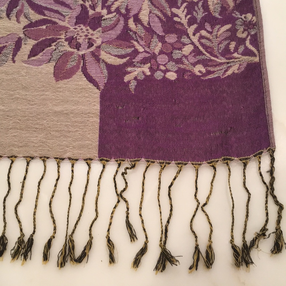 Pretty Pashmina! - Picture 2 of 6